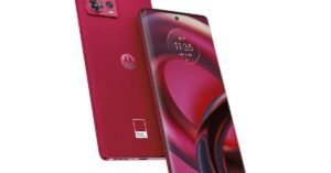 motorola’s-edge-30-fusion-is-coming-to-the-us-in-pink,-and-i-don’t-hate-it