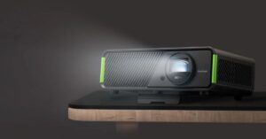 first-‘designed-for-xbox’-projector-arrives-in-the-us-next-month-for-$1,600